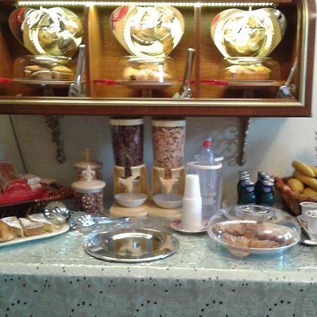 Olimpo Palace Affittacamere 쉴라 외부 사진